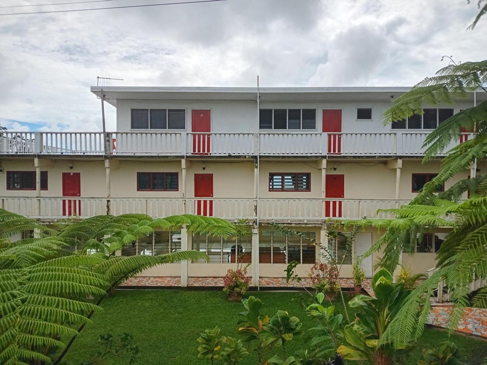 Dave Parker Eco Lodge Hotel อาเพีย ภายนอก รูปภาพ