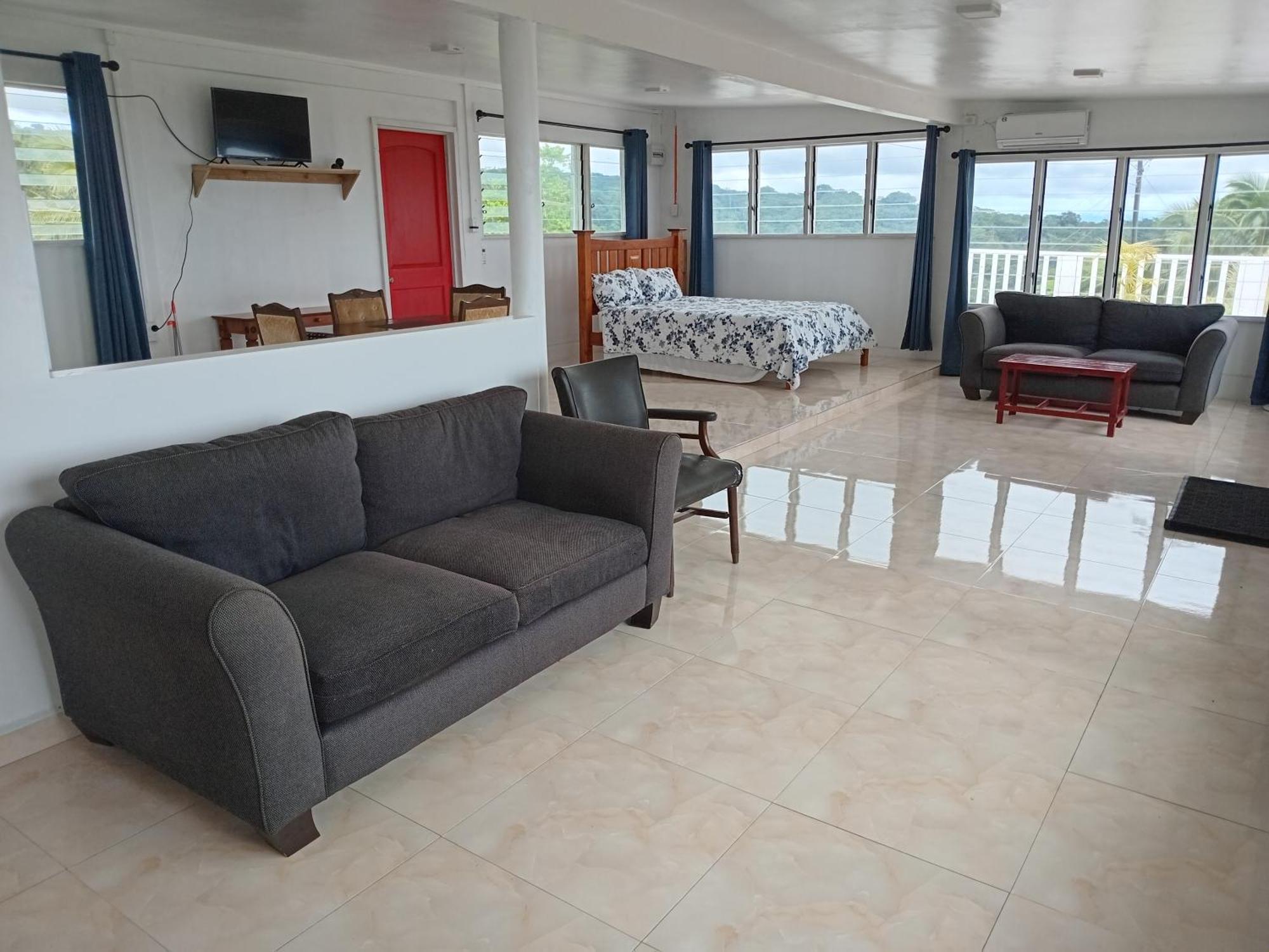 Dave Parker Eco Lodge Hotel อาเพีย ภายนอก รูปภาพ