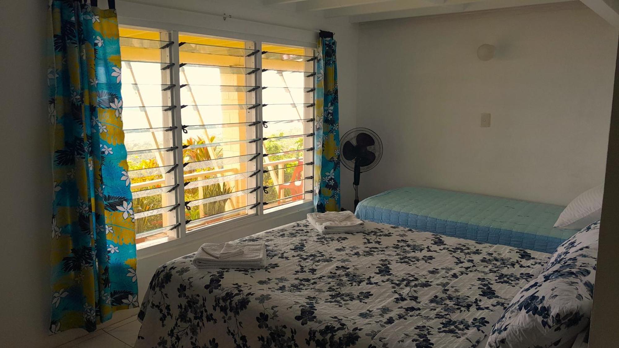 Dave Parker Eco Lodge Hotel อาเพีย ภายนอก รูปภาพ